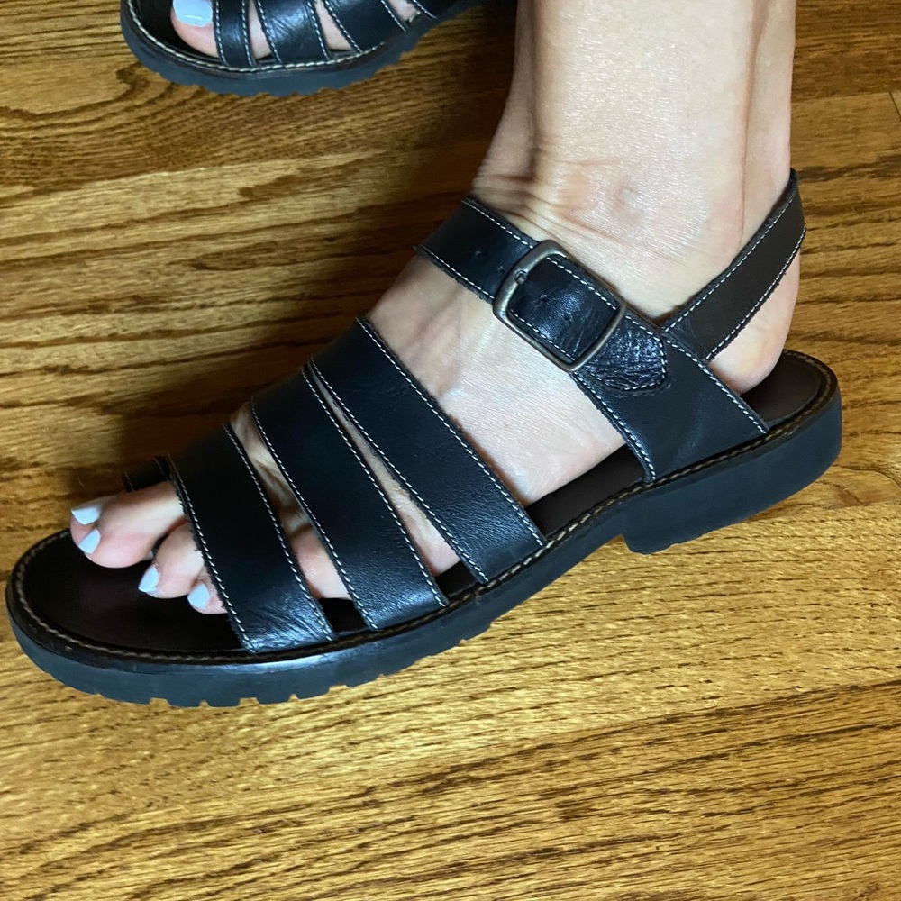 Vintage A Line Anne Klein sandals - Picture 2 of 5